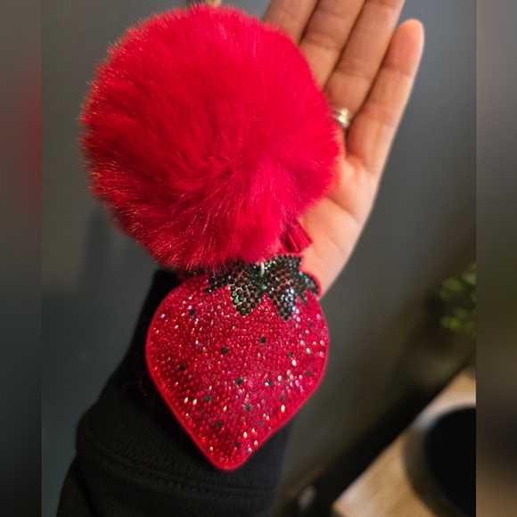 Sparkly Strawberry Pom Handbag -Keychain - Picture 3 of 3
